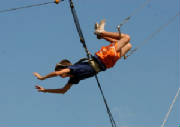 PHOTOS/KneeHang.JPG