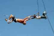 PHOTOS/KneeHangCatch.JPG